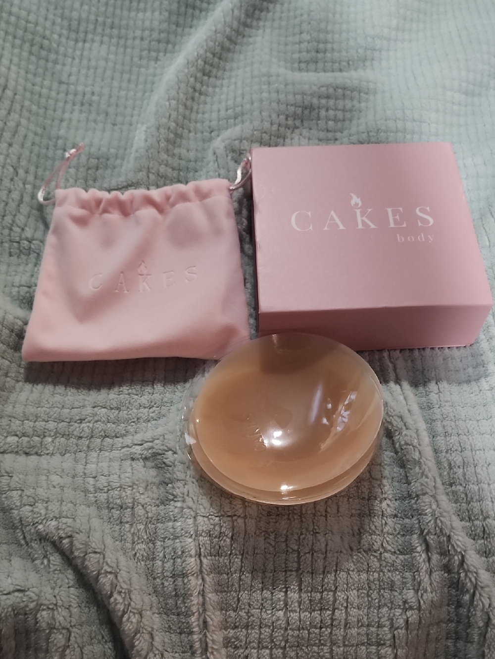 CAKES CIRCLES